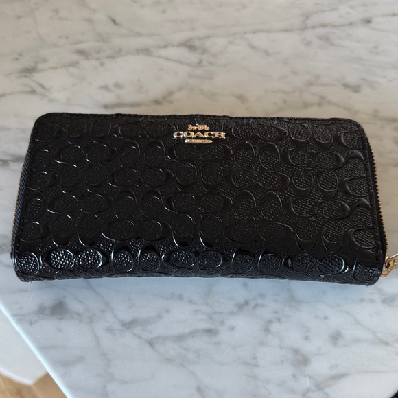 Coach Black Embossed Leather Wallet - Picture 1 of 3